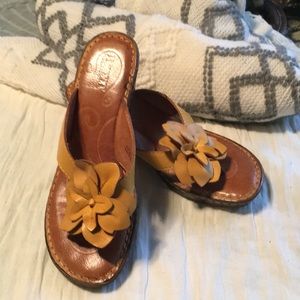 Born Tan Sandals size 8